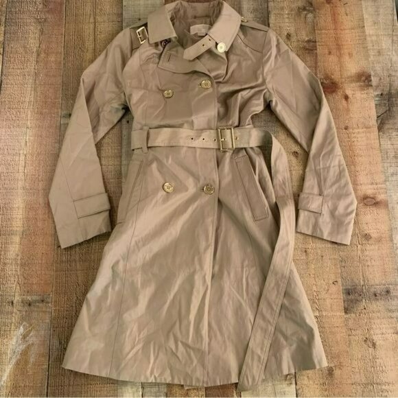 Michael Kors Tan button up trench coat with tie and gold buttons women’s small - Picture 1 of 9